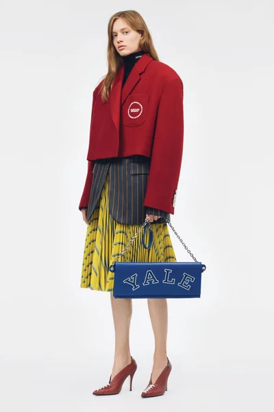 Look 10